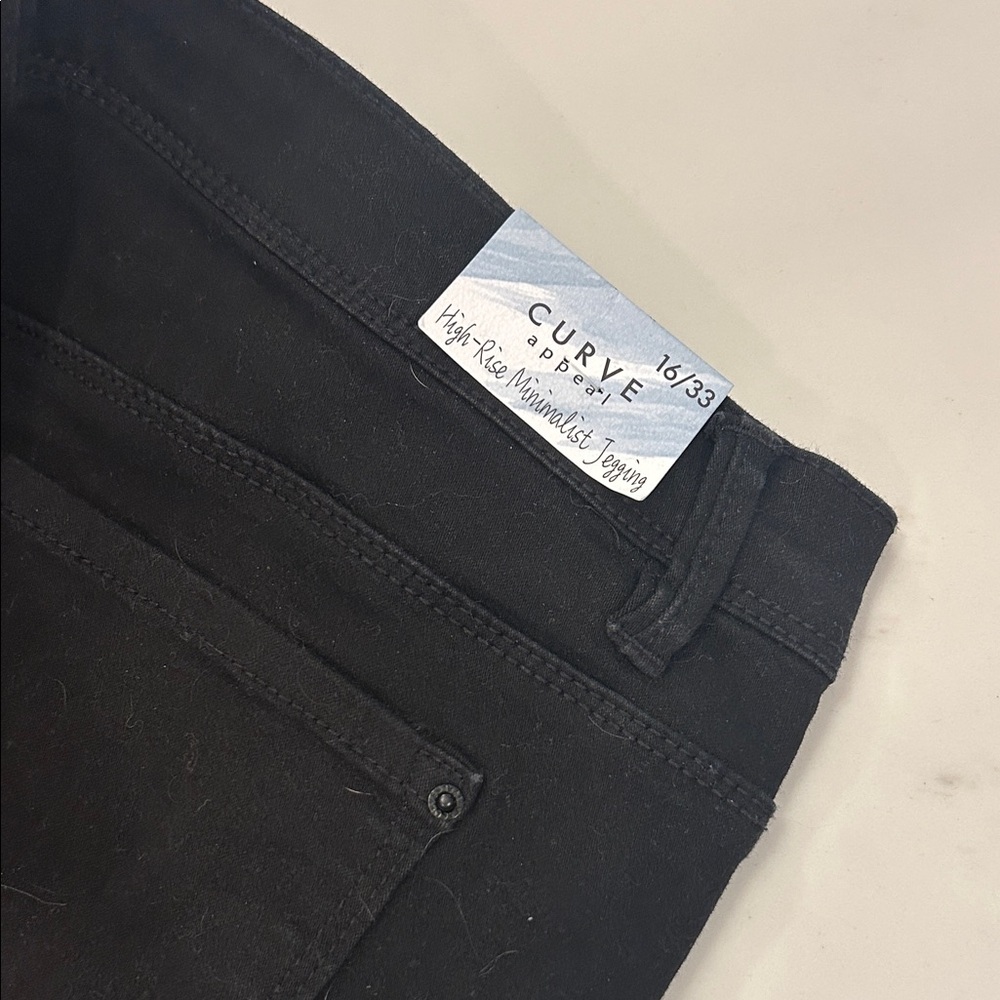 Curve Black High-Rise Jeans - Picture 2 of 4